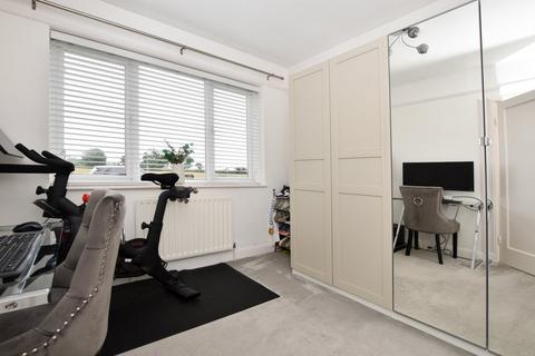 84 Cheston Avenue, Croydon, CR0 8DB