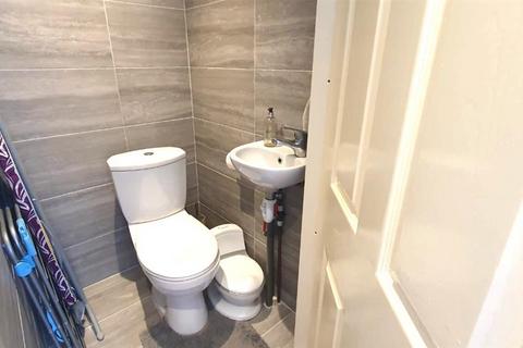 155 Hounslow Road, Feltham, TW14 0BN