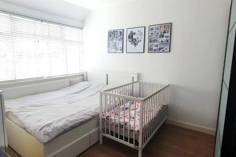 155 Hounslow Road, Feltham, TW14 0BN