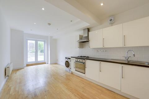 2 bedroom flat for sale, Siddons Road, Forest Hill, SE23