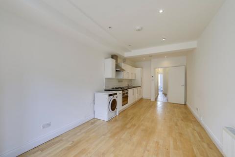 2 bedroom flat for sale, Siddons Road, Forest Hill, SE23