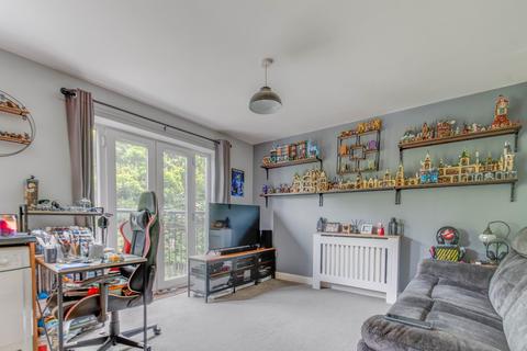 2 bedroom apartment for sale, Alder Carr Close, Redditch, Worcestershire, B98