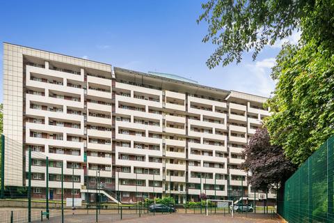 Flat 60, Exeter House Hallfield Estate, London, W2 6EN