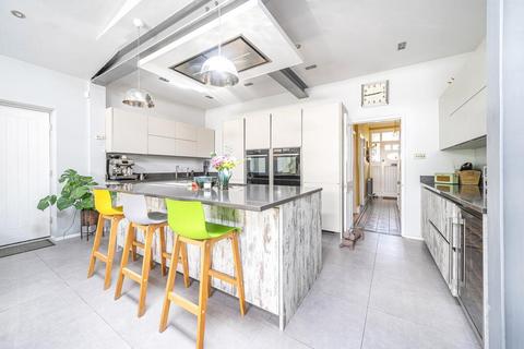 26 Cranston Road, Forest Hill, London, SE23 2HB