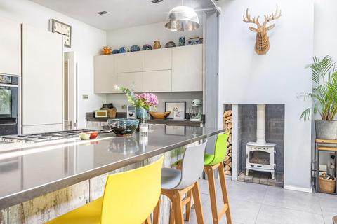 26 Cranston Road, Forest Hill, London, SE23 2HB