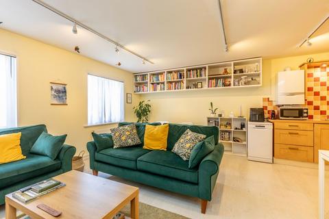 2 bedroom flat for sale, Claremont Avenue, Bristol BS7