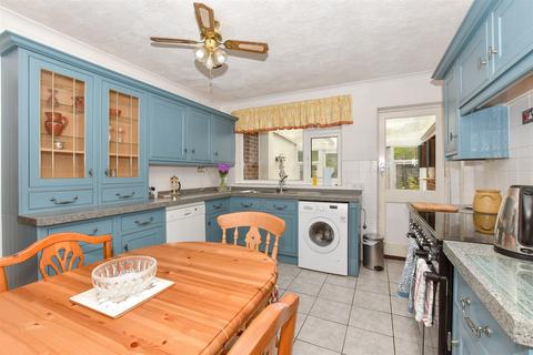 3 bedroom detached bungalow for sale, The Quarries, Boughton Monchelsea, Maidstone, Kent