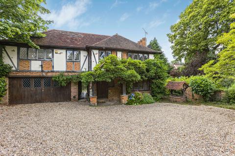 4 bedroom detached house for sale, Kentish Lane, Brookmans Park, AL9