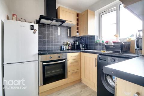 1 bedroom apartment for sale, Green Pond Close, London
