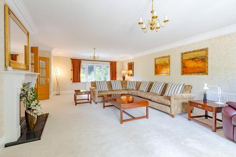 Silver Spinney Beech Close, Cobham, KT11 2EN