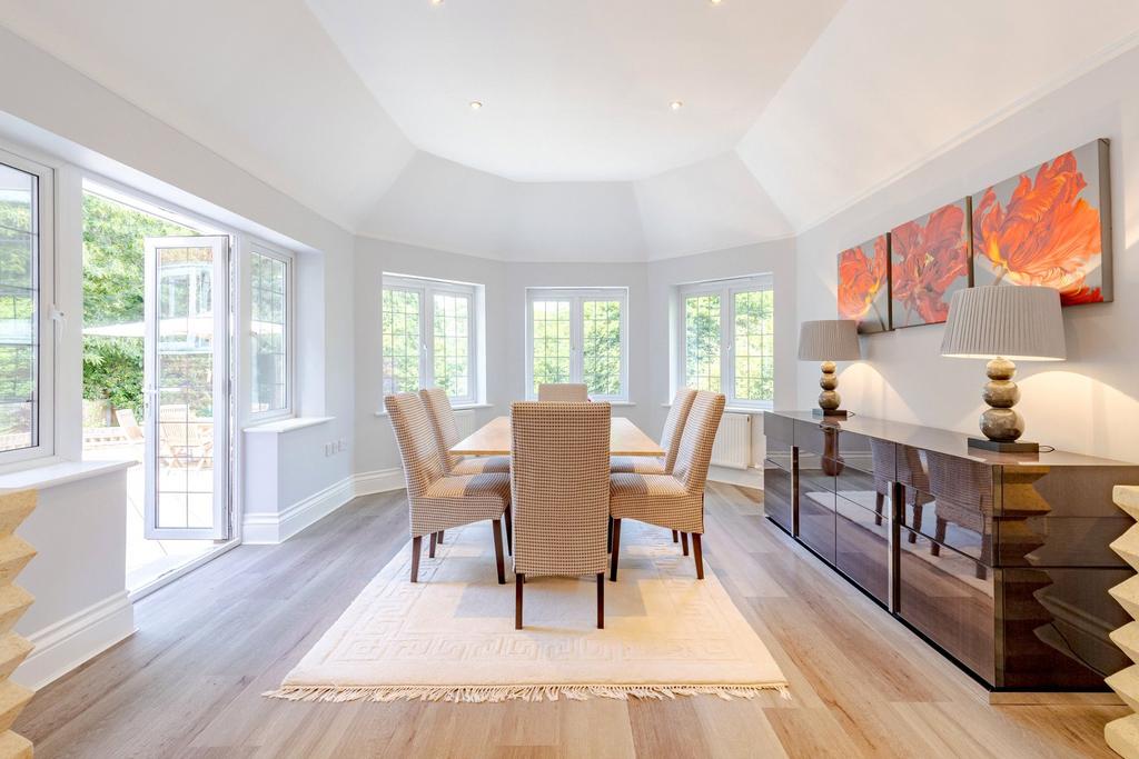 Dining/ Conservatory