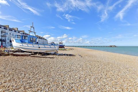 2 bedroom ground floor flat for sale, Prince Of Wales Terrace, Deal, Kent