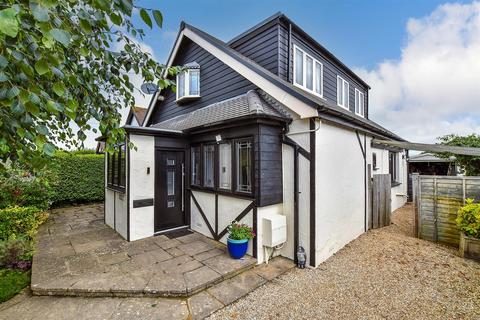 4 bedroom chalet for sale, Sefter Road, Bognor Regis, West Sussex