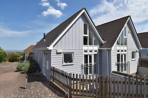 3 bedroom semi-detached house for sale, Martindown Road, Whitstable