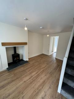 1 bedroom terraced house to rent, Efailnewydd, Pwllheli LL53