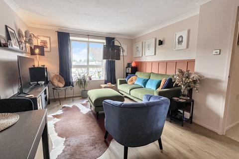 1 bedroom apartment for sale, Regal Court, Warminster