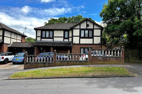 4 bedroom detached house for sale, Crofton Lane, Petts Wood, BR6