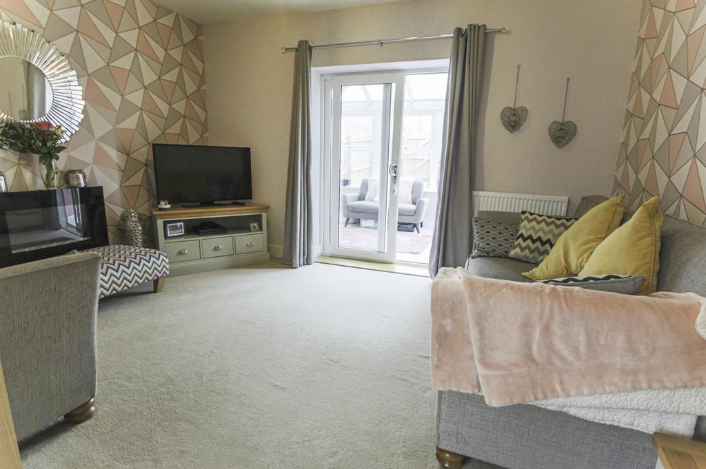 Barnes Wallis Way, Chorley PR7 3 bed terraced house for sale £199,000