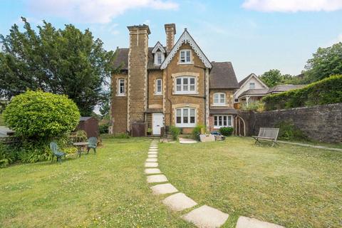 undefined, Frith Hill House, Godalming GU7