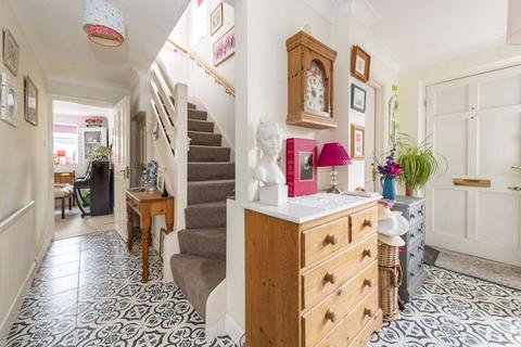 4 bedroom semi-detached house for sale, Regency Close, Uckfield