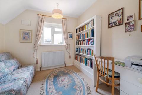 33 The Highway, Orpington, BR6 9DQ