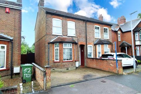 3 bedroom semi-detached house for sale, Icknield Way, Luton