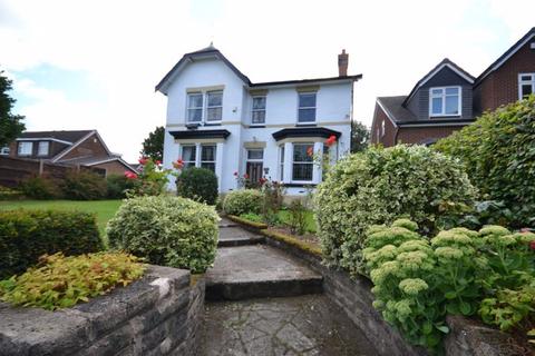 4 bedroom detached house for sale, Liverpool Road South, Ormskirk L40