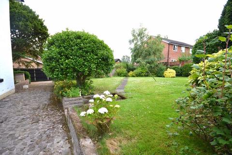 4 bedroom detached house for sale, Liverpool Road South, Ormskirk L40