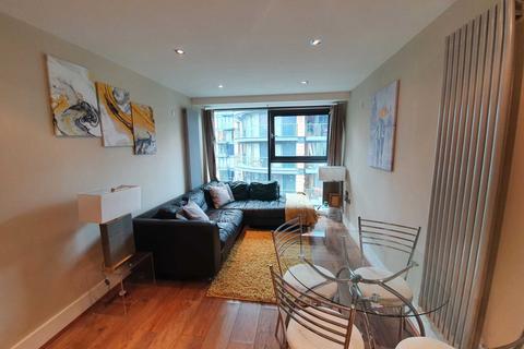 1 bedroom flat to rent, Millharbour, London E14