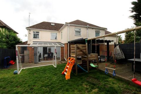 12 Dellcot Close, Luton, LU2 8HL