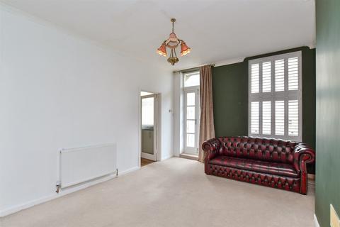 1 bedroom flat for sale, Victoria Terrace, Hove, East Sussex
