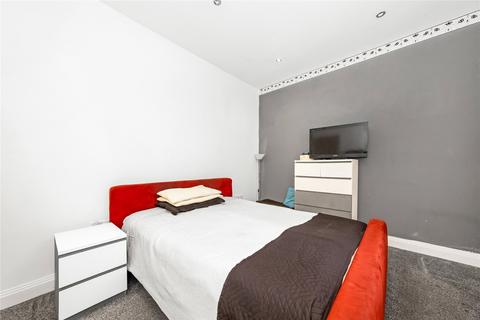 2 bedroom apartment for sale, Ross Road, London, SE25