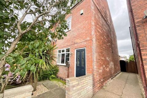 21 Queens Road, Hodthorpe, Worksop, S80 4UN