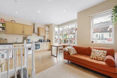 2 bedroom flat for sale, Broxholm Road, West Norwood, SE27