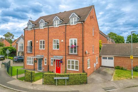 4 bedroom semi-detached house for sale, De Havilland Way, Burbage