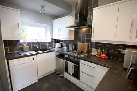 3 bedroom semi-detached house for sale, Bradford Road, Brighouse HD6