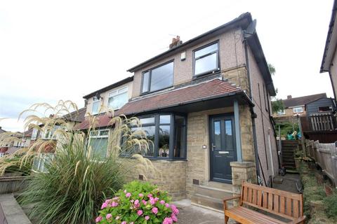 3 bedroom semi-detached house for sale, Bradford Road, Brighouse HD6