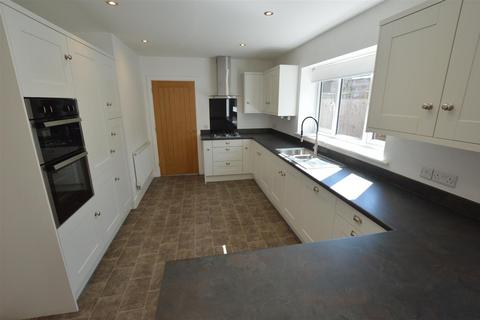 4 bedroom detached house for sale, Bishops Way, Catterick Village