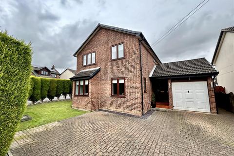 32 Ashgrove Crescent, Kippax, Leeds, LS25 7RA