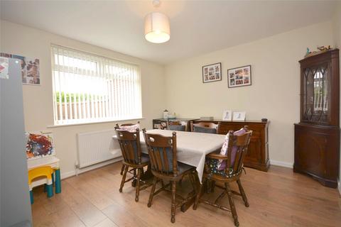 3 bedroom semi-detached house for sale, Chatsworth Road, Pudsey, West Yorkshire