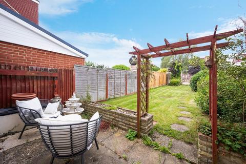 3 bedroom terraced house for sale, Bridgewood Road, Worcester Park