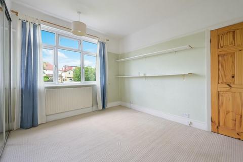90 Bridgewood Road, Worcester Park, KT4 8XR