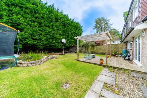 6 Elm Close, Yatton, Bristol, BS49 4EL