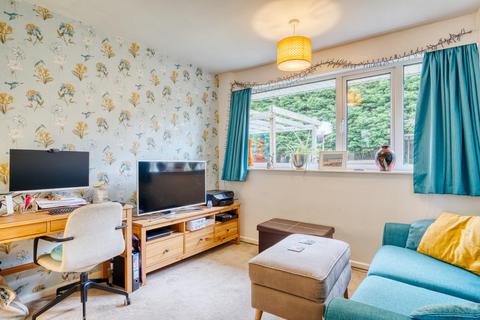 6 Elm Close, Yatton, Bristol, BS49 4EL