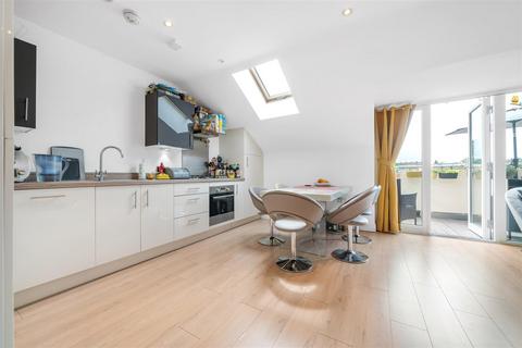 2 bedroom flat for sale, Dunstan Grove, London