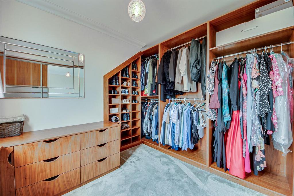 Walk in Wardrobe