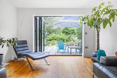 Highview House Hagginton Hill, Berrynarbor, Ilfracombe, EX34 9SB