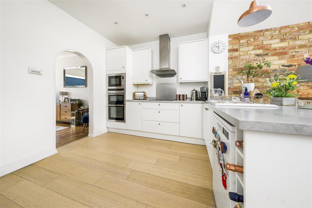 Image00009.jpg