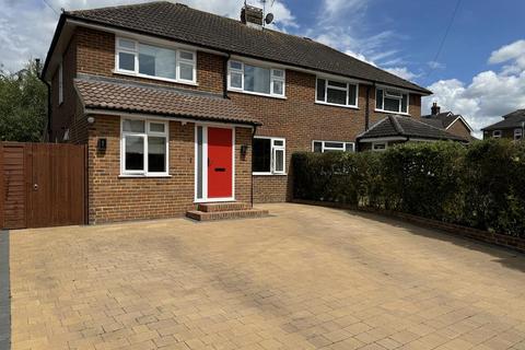 3 bedroom semi-detached house for sale, Brookhill Close, Copthorne