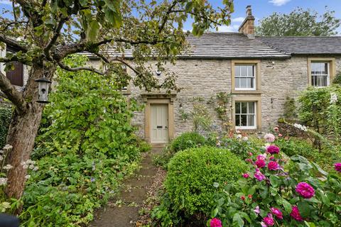 4 bedroom house for sale, Queen Street, Tideswell, Buxton